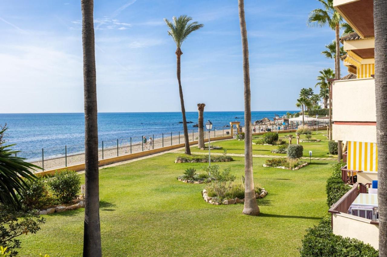 Holidays2Mijas Costa Lubina Del Sol Frontline Beach, Pool, Terrace, Seaview & Parking Sitio de Calahonda Exterior photo